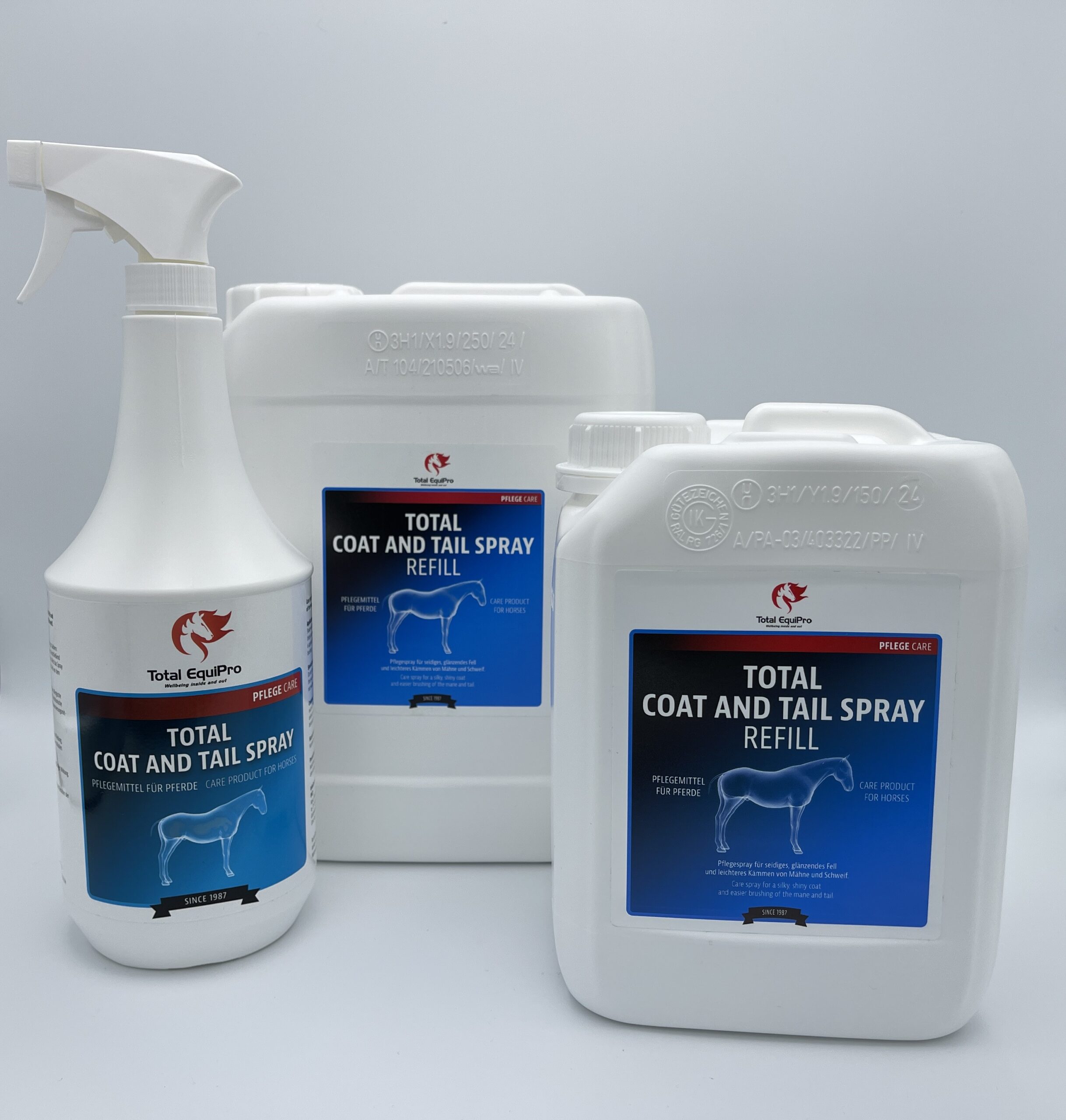 total-coat-tail-spray-groessen-uebersichtTOTAL Coat & Tail Spray – 1 L, 2,5 L, 5 L Alle Gebindegrößen des TOTAL Coat & Tail Schweifsprays im Überblick